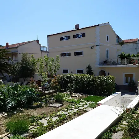 Matic Apartment